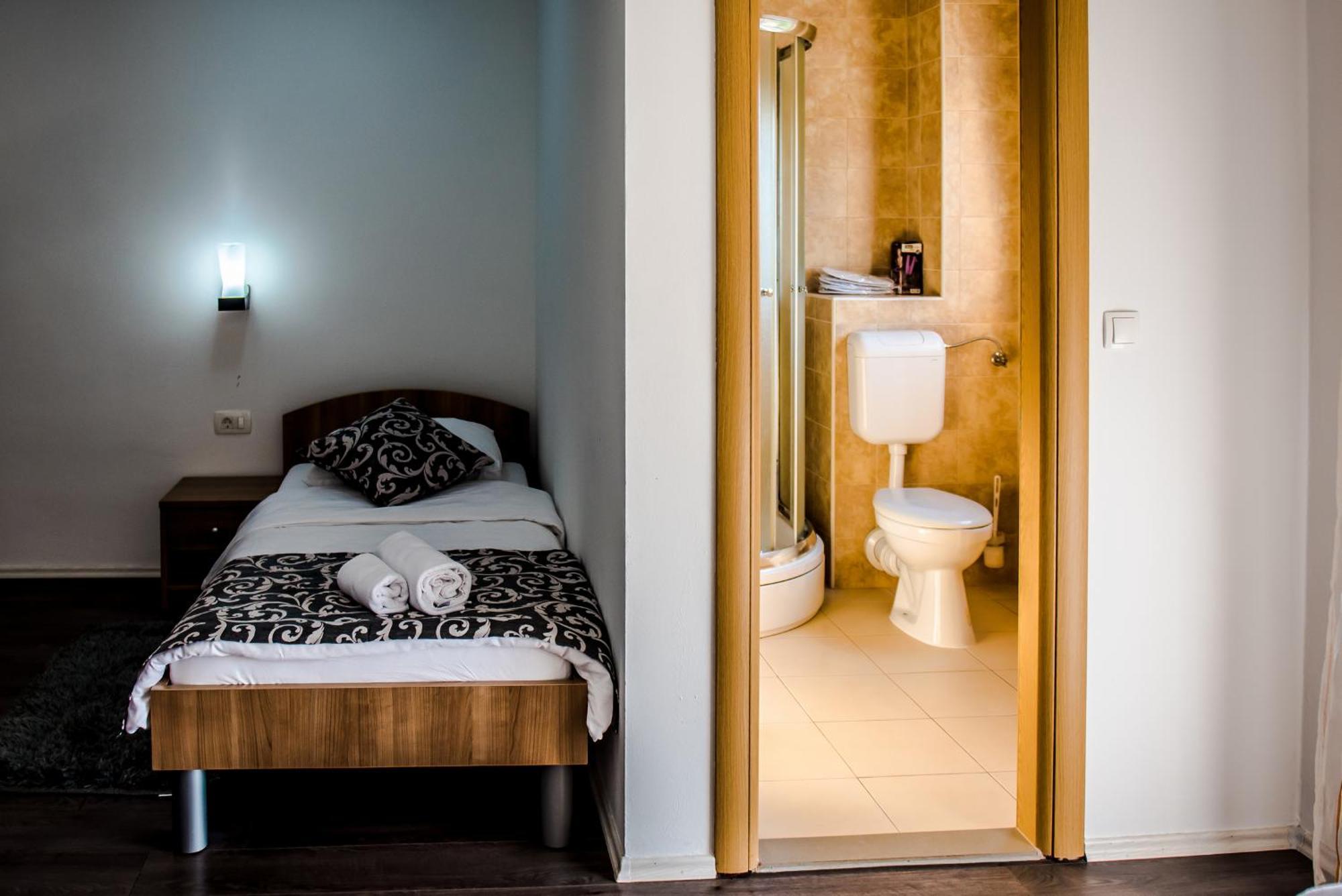 Hotel Villa Monako Međugorje エクステリア 写真