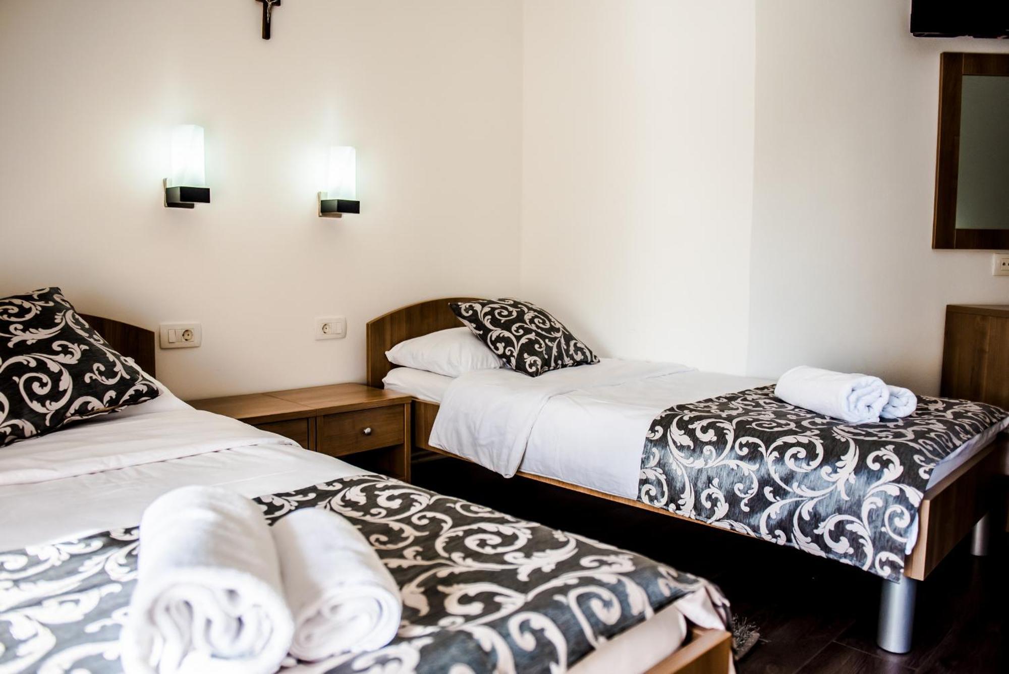 Hotel Villa Monako Međugorje エクステリア 写真