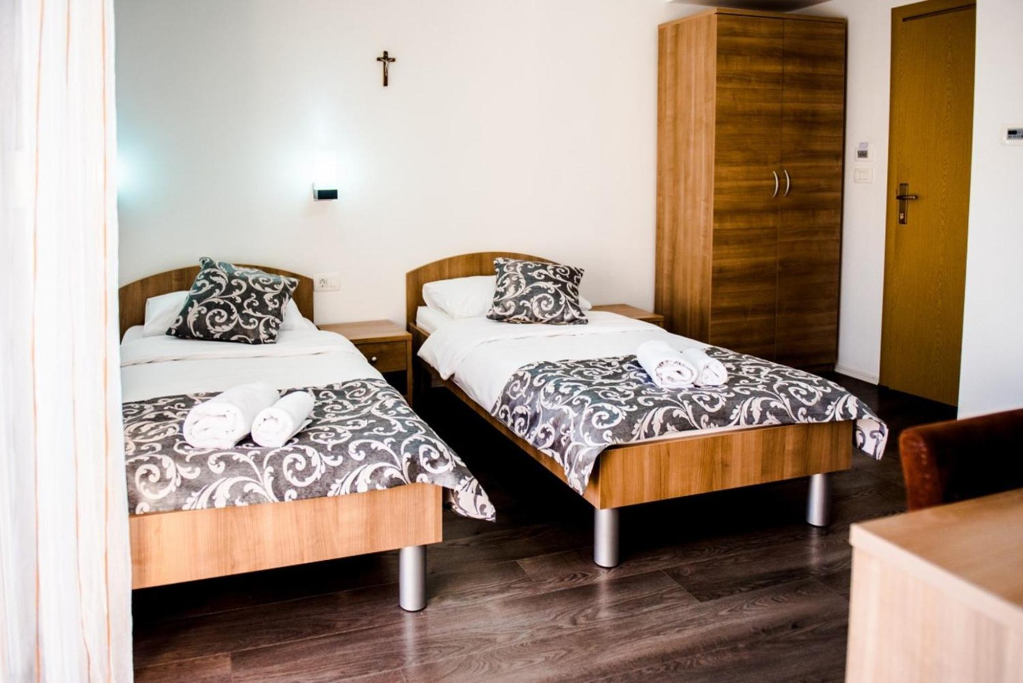 Hotel Villa Monako Međugorje エクステリア 写真